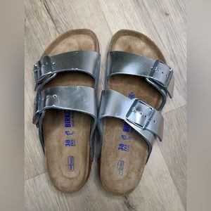 Silver metallic Birkenstocks📎🪙🥈
